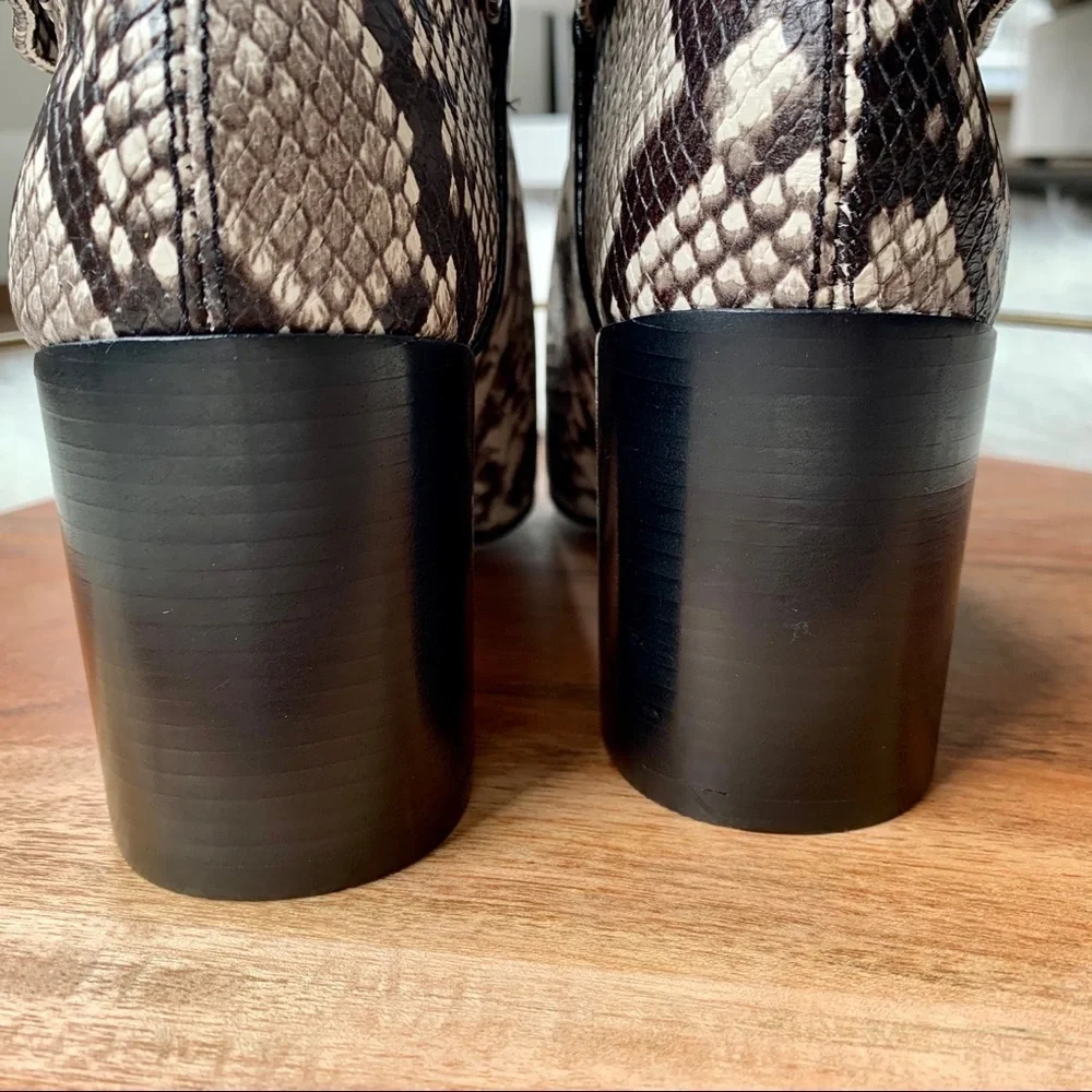 NEW TORY BURCH KIRA 70MM Bootie Stamped Snake Printed Leather Ankle size 6.5